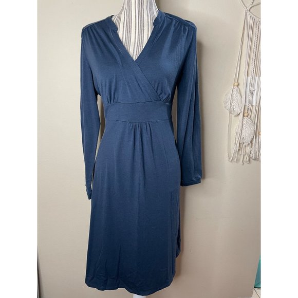 Eddie Bauer Empress Semi Pleated Fit and Flare Dress Blue Size M Petite - Picture 2 of 12